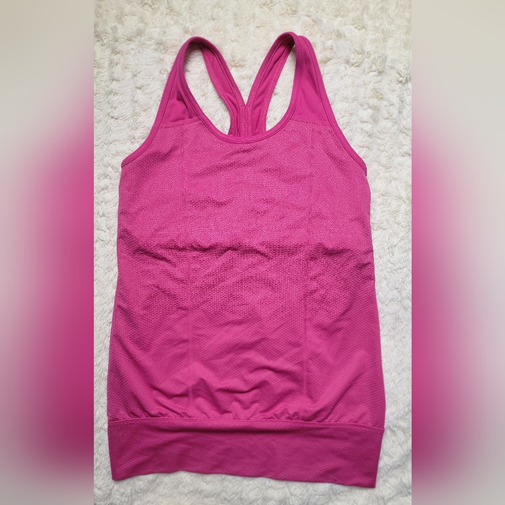 Aspire activewear shirt size M
